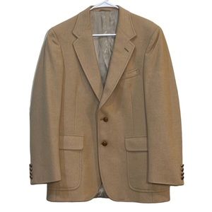 Tan Camel Hair Sports Coat.‎ Woven In Scotland. Looks like Lanvin Paris. No Tag.